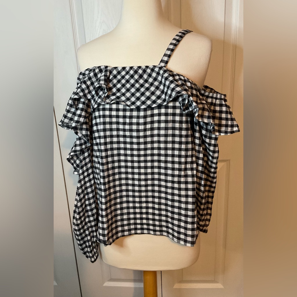 Express Black White Gingham Plaid Cold Shoulder Top Blouse Medium